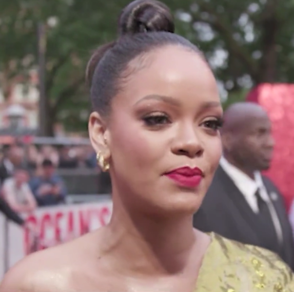 Rihanna responde a rumores sobre si interpretará a Poison Ivy en «The Batman»
